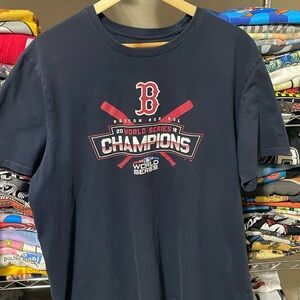 BOSTON RED SOX 2018 World Champions Tee 🔥⚾️ - 20’in wide by 28’in long